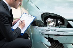 car damage inspection for insurance claim