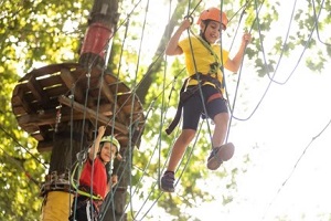 kids on rope walk